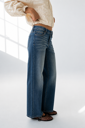 Tasha Relaxed Straight Leg Jeans