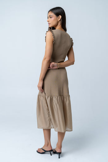 Lara Ribbed Midi Dress in Mocha