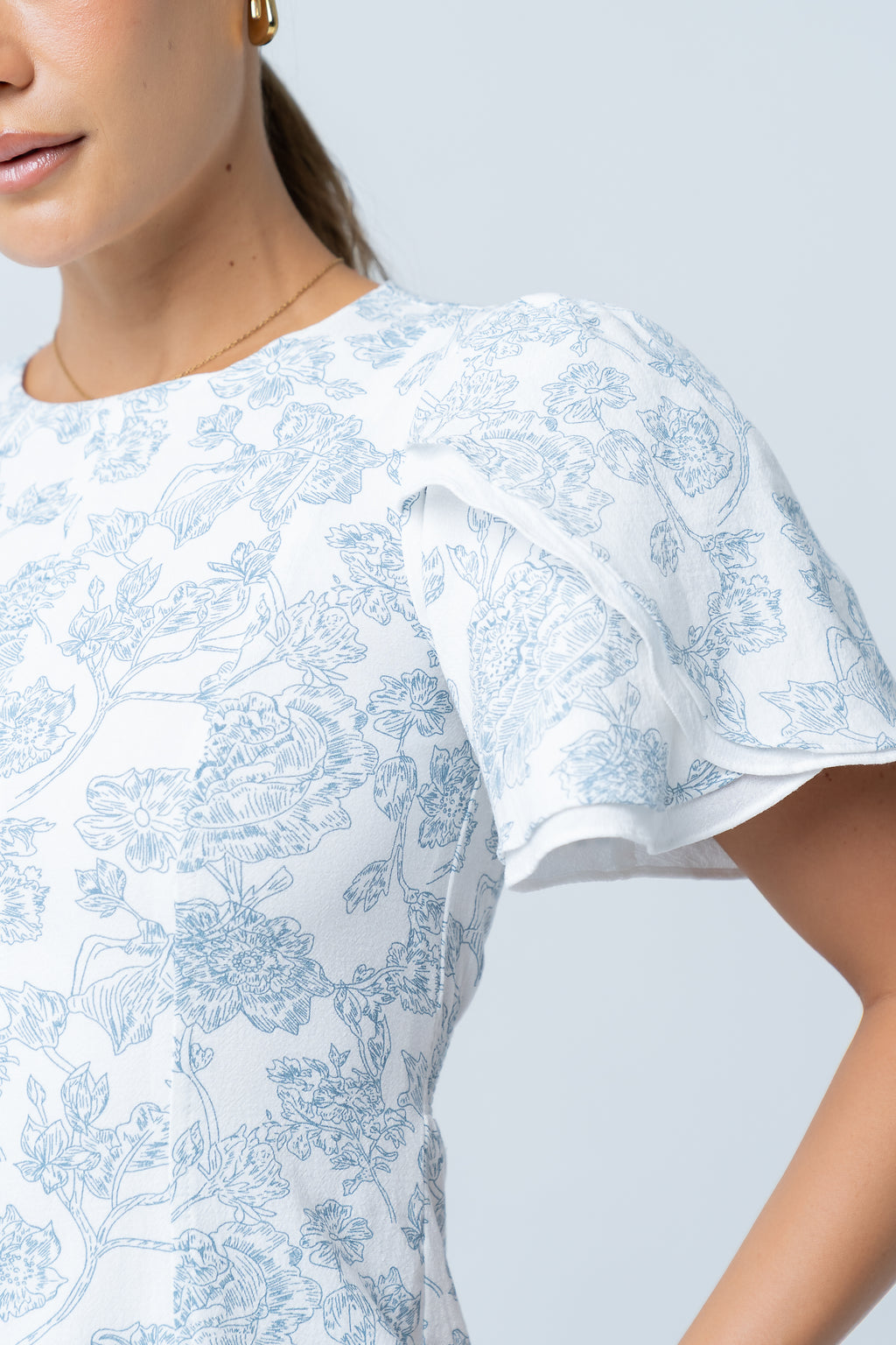 Bethie Petal Sleeve Maxi Dress