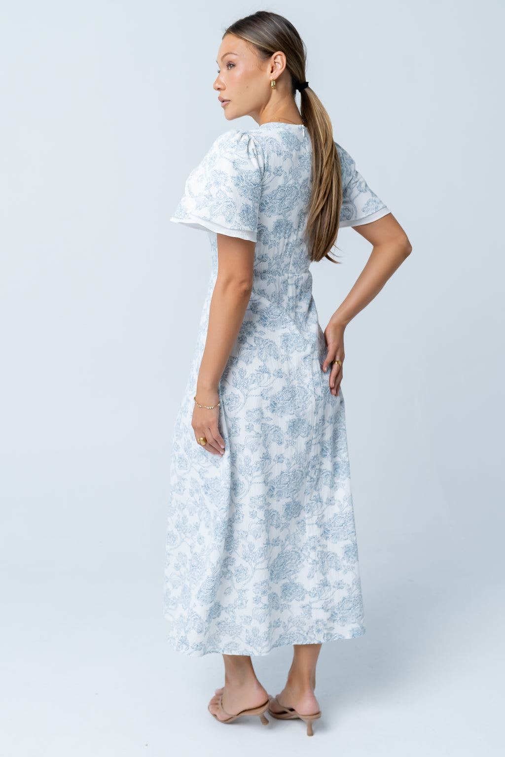 Bethie Petal Sleeve Maxi Dress Bethie Petal Sleeve Maxi Dress