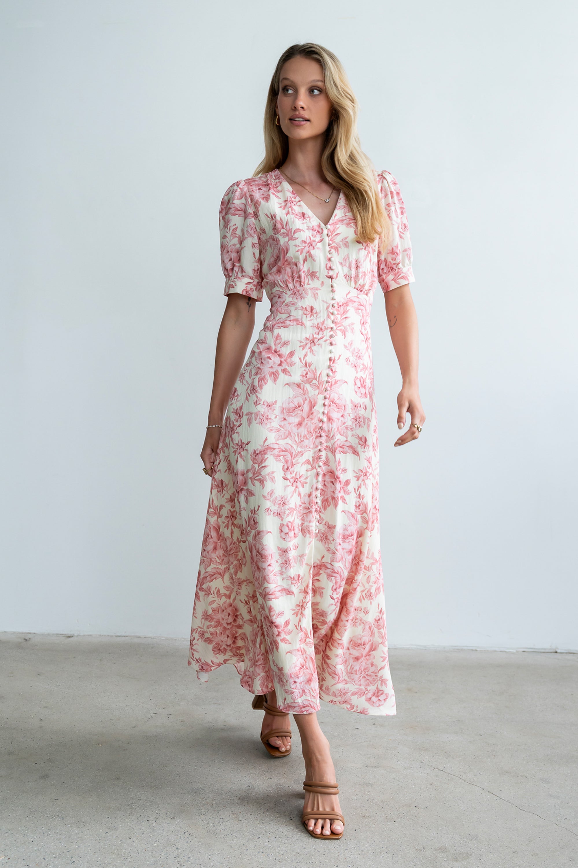 Lia Floral Midi Dress in Pink