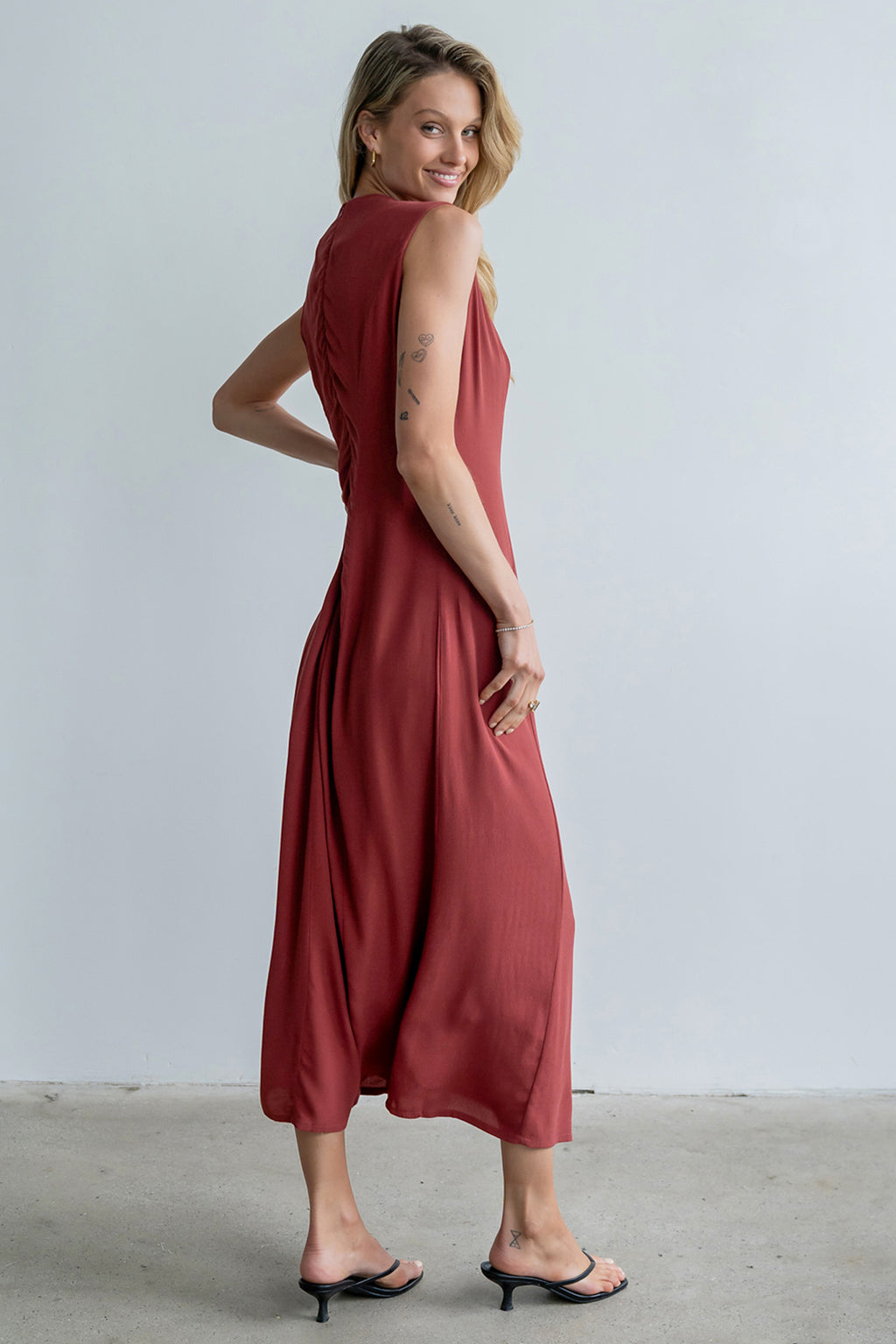 Noah Midi Dress in Berry