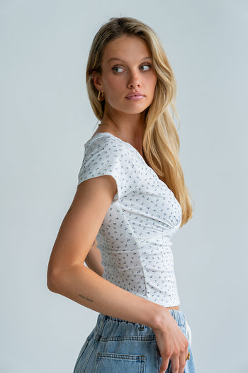 Liliana Floral Tee in Ivory