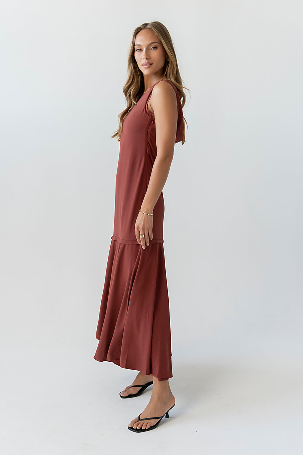 Marlon Maxi Dress in Red-Brown