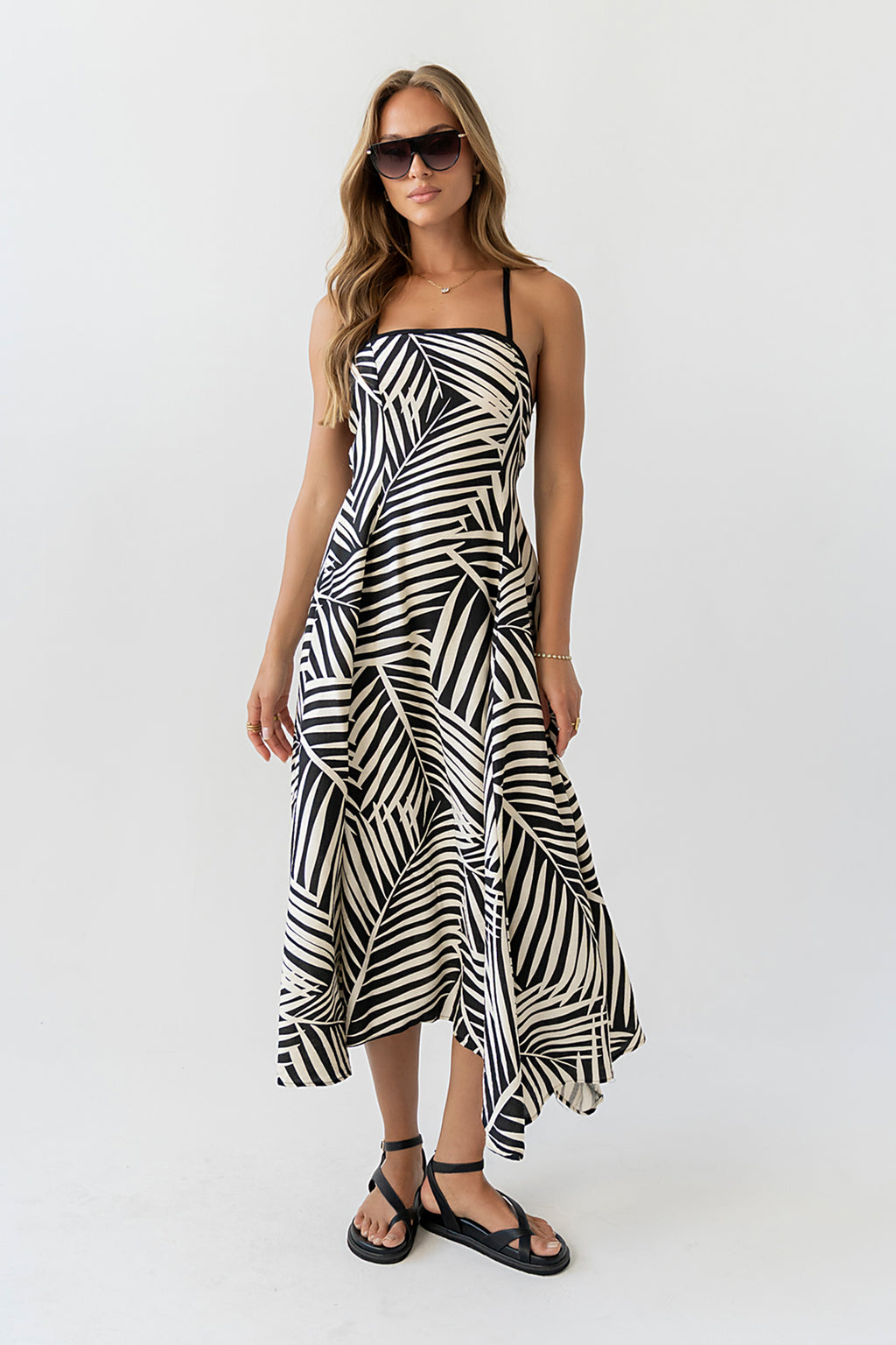 Zoelle Halter Neck Midi Dress