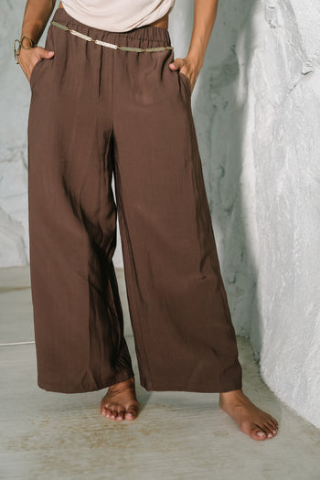 Lee Wide Leg Pants in Brown