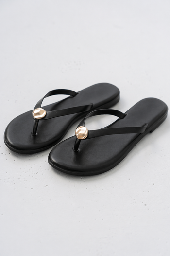 Kellen Thong Sandal in Black