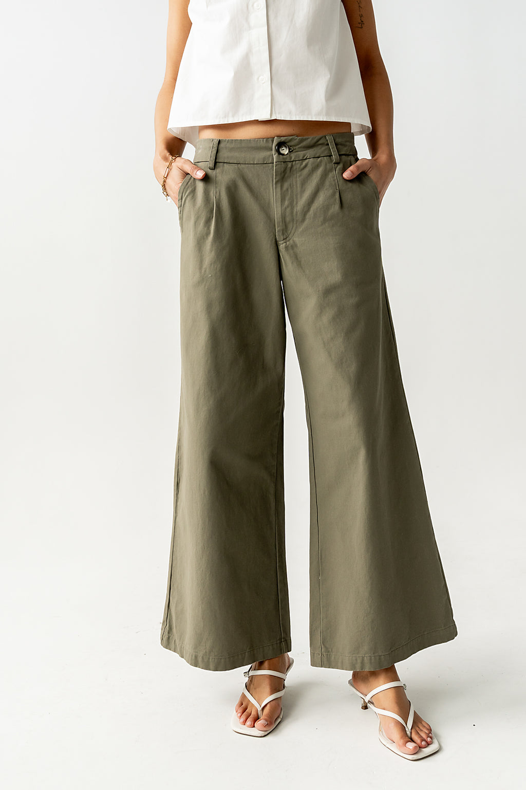 Jannah Wide Leg Pants in Olive