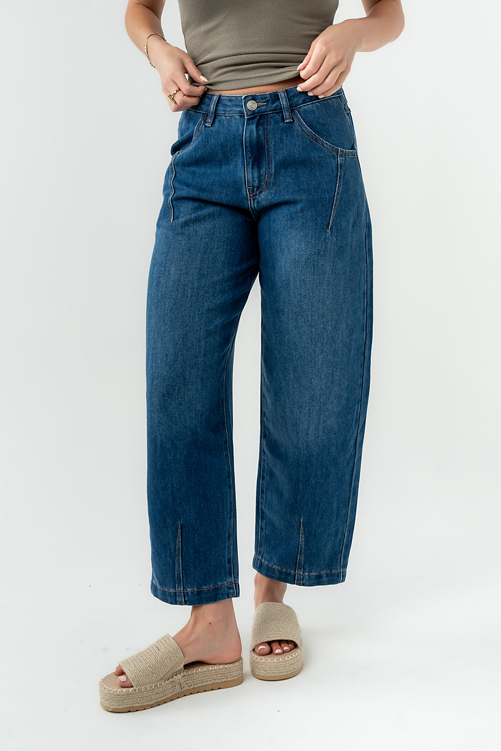 Yana Barrel Jeans