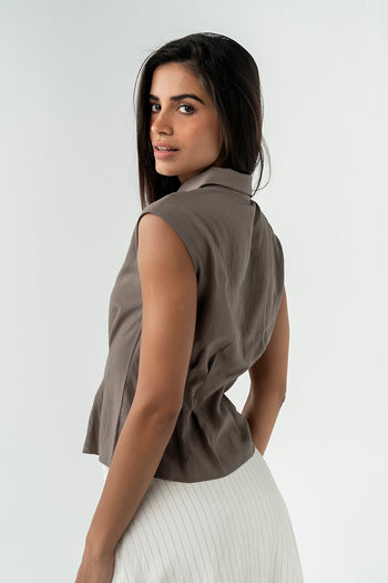 Jacob Button Up Top in Mocha