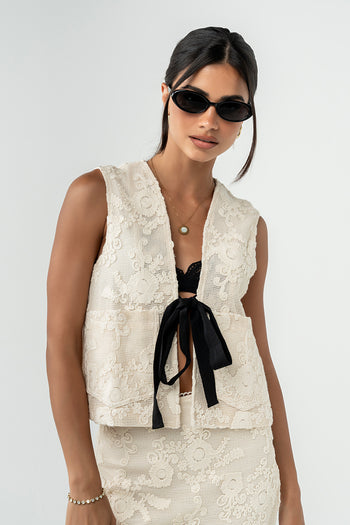 Mia Oval Sunglasses