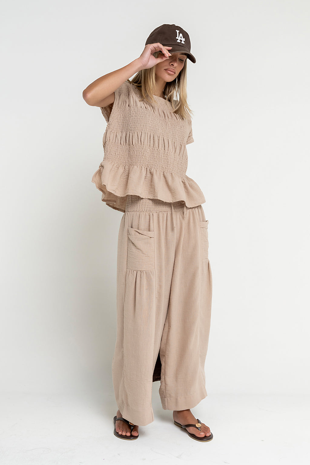 Ashton Wide Leg Pants in Taupe