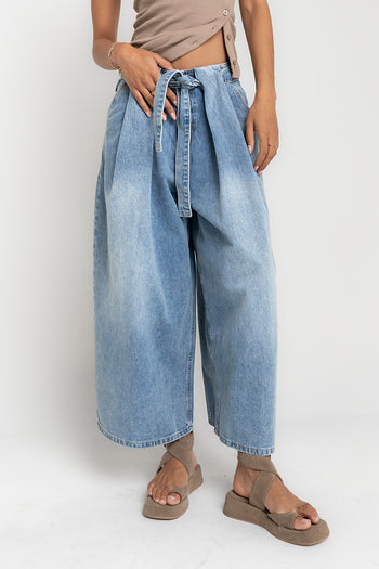 Bentlee Cropped Baggy Jeans