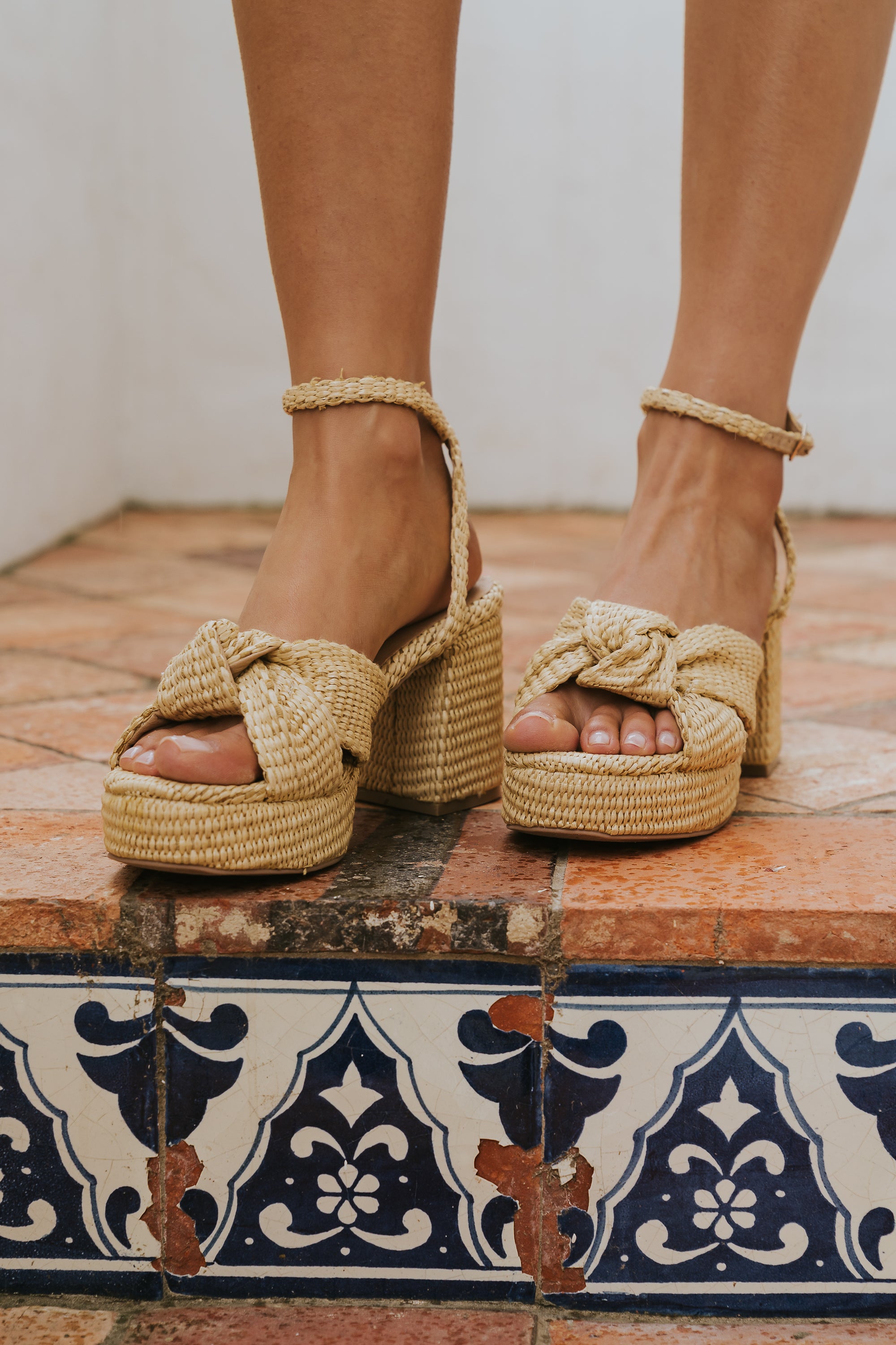 Steve Madden Alyse Kitten Heel in Bone