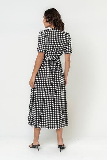 Lorie Maxi Dress in Black