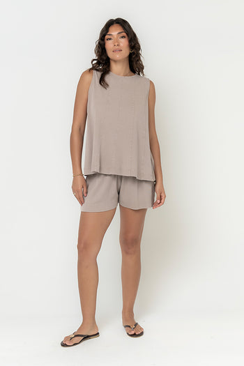 Kaytee Ribbed Shorts in Taupe