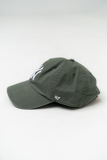 New York Yankees Baseball Cap in Moss