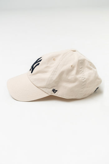 New York Yankees Baseball Cap in Natural Blue