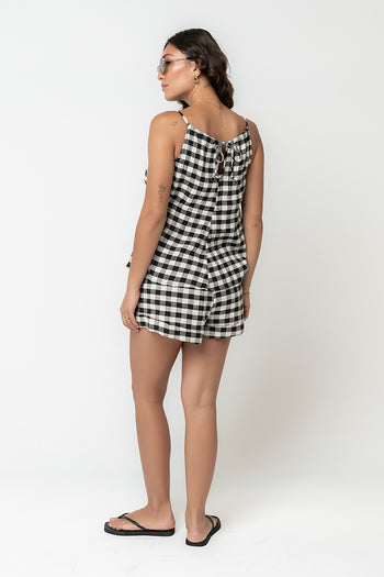 Lily Gingham Shorts in Black