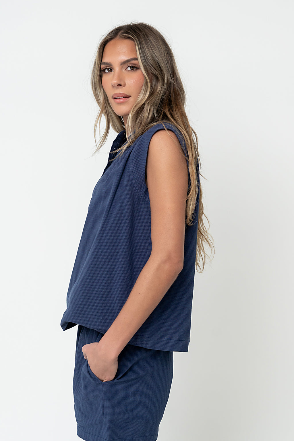 Harley Tank in Navy