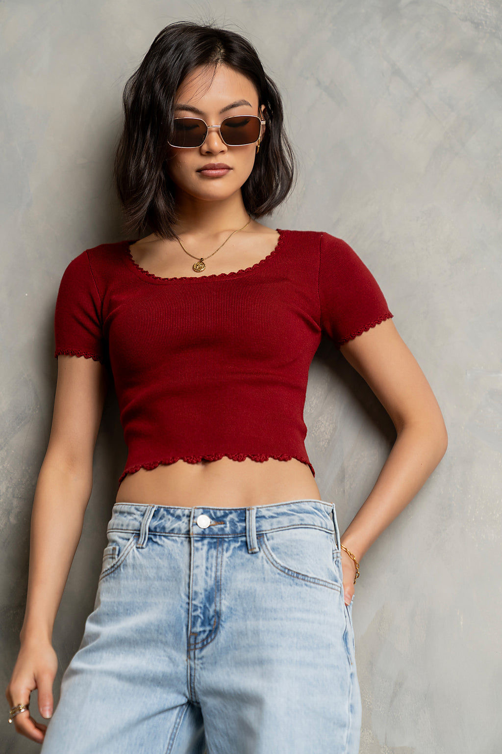 Kaila Scalloped Top in Brick