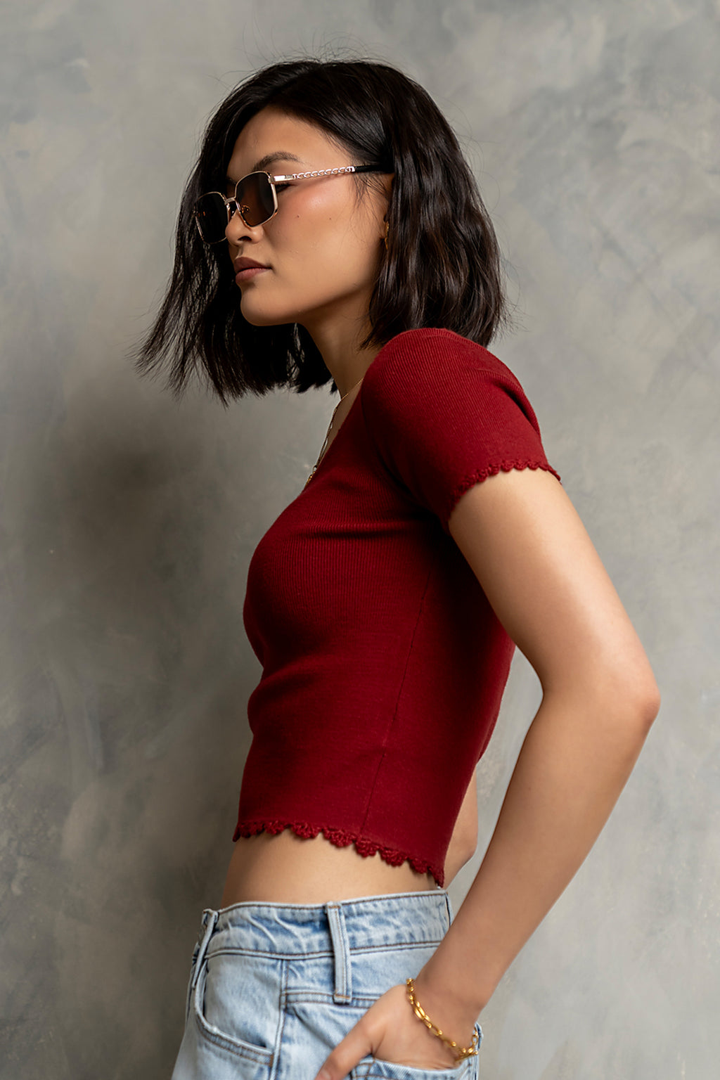 Kaila Scalloped Top in Brick