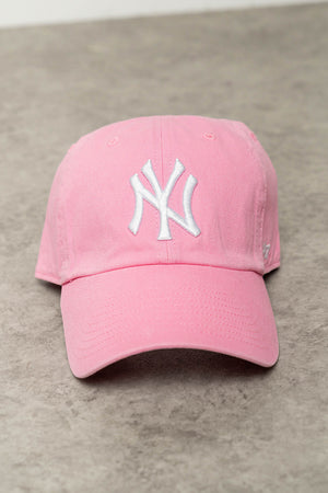 New York Yankees Baseball Cap in Rose