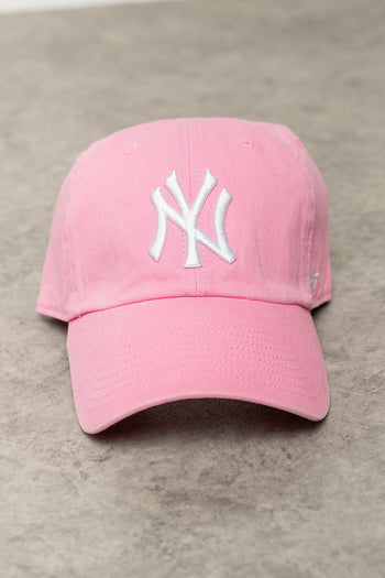 New York Yankees Baseball Cap in Rose