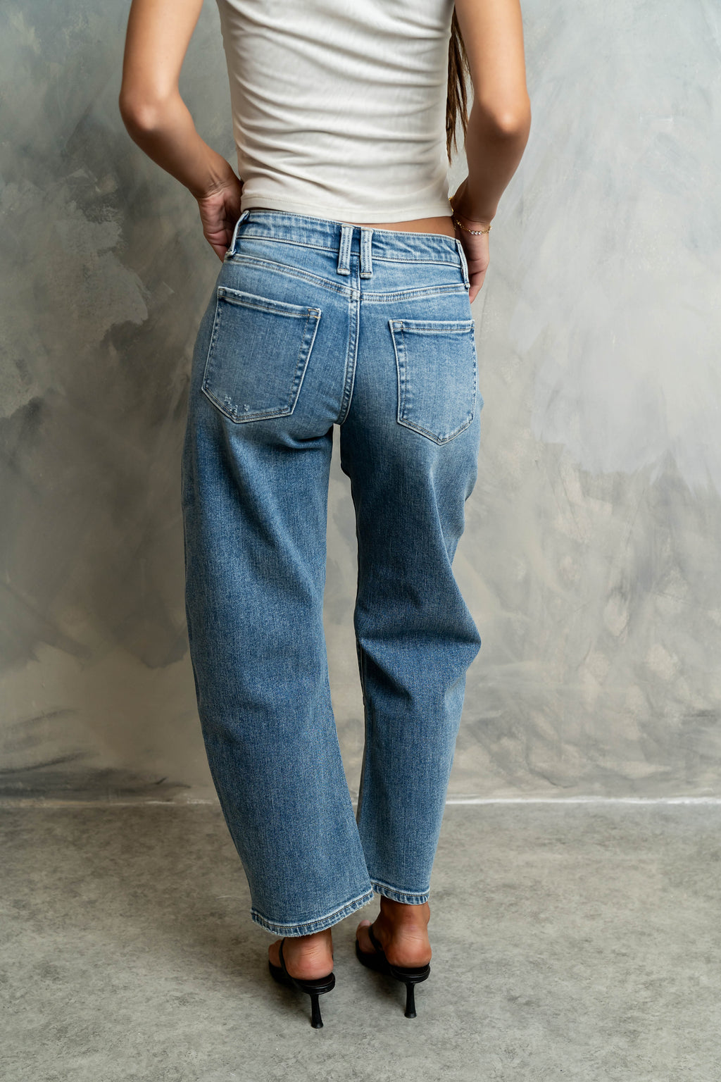 Jonie Barrel Jeans