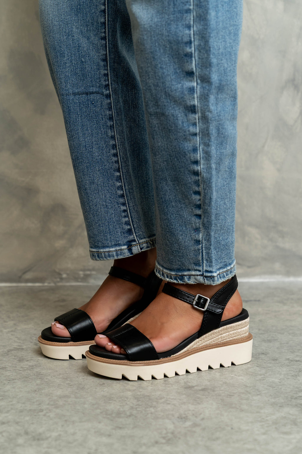 Ophidia Wedge Sandal in Black