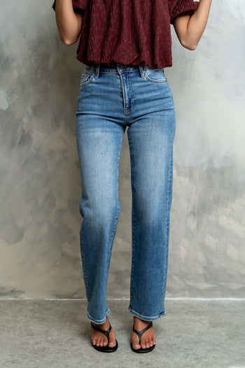 Ava Straight Leg Jeans