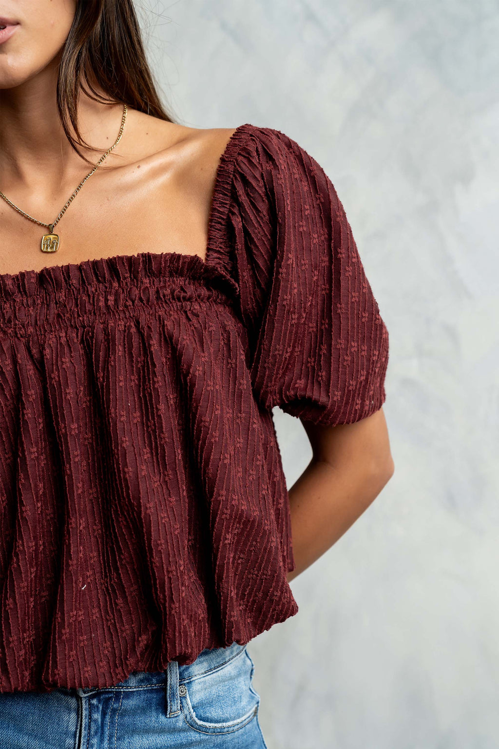 Renna Textured Bubble Top in Burgundy