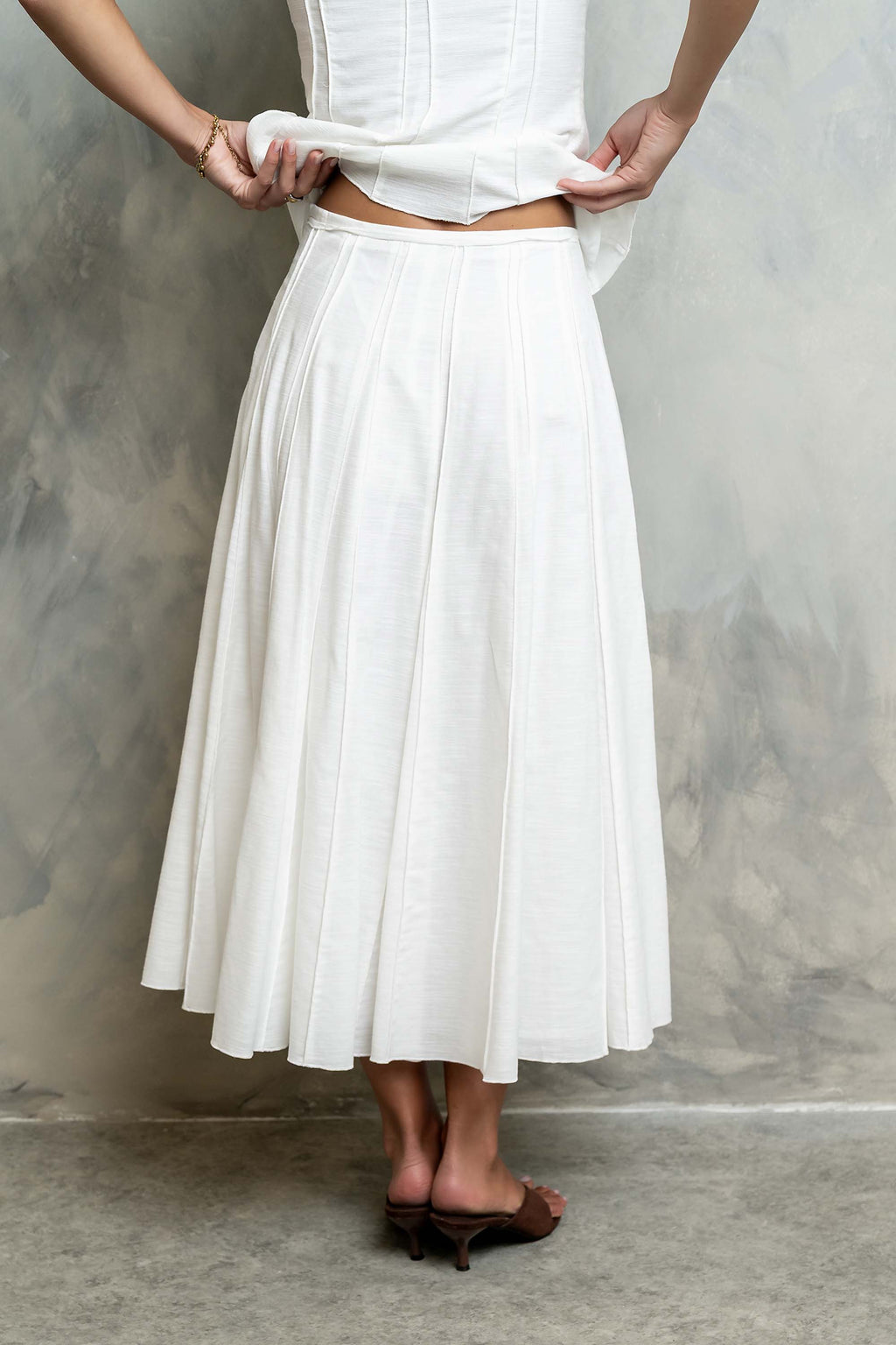 Cadence Pleated Midi Skirt in White