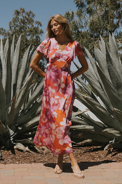premium jersey long sleeve cut out maxi dress in ivory Cozi Floral COLOUR:BLACK Off Shoulder Straps?:Strapless this maxi dress offers Guess Shift dress -