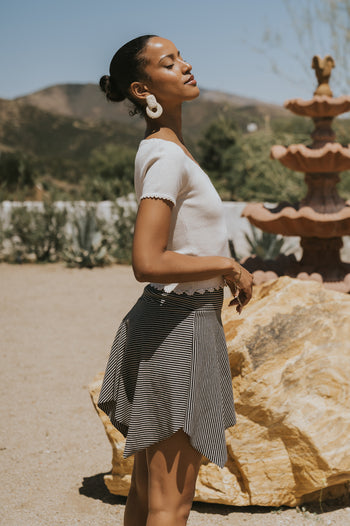 Kaila Scalloped Top in Sand