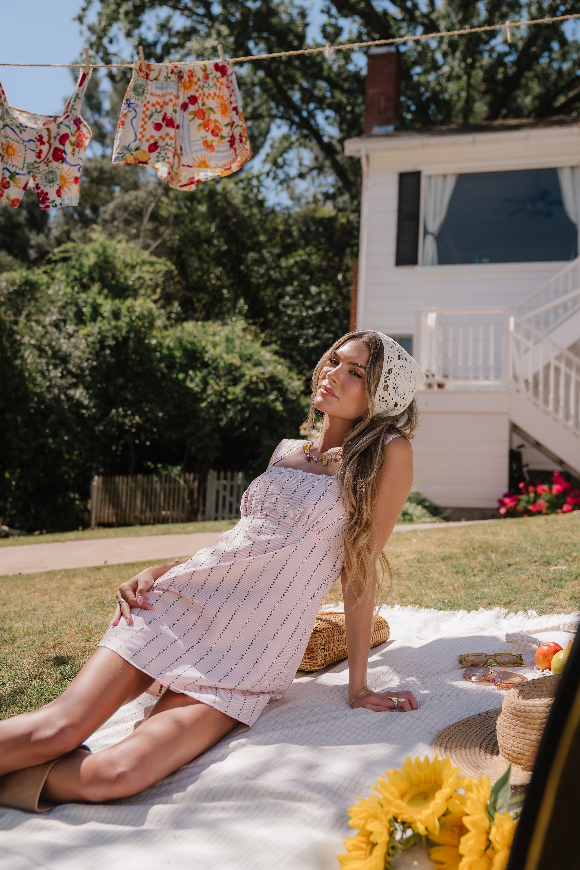 caleigh mini dress white floral Cassie XS / Pink Designed for your unforgettable Size:3/L KetoDaySale Nike Sportswear Chill Terry