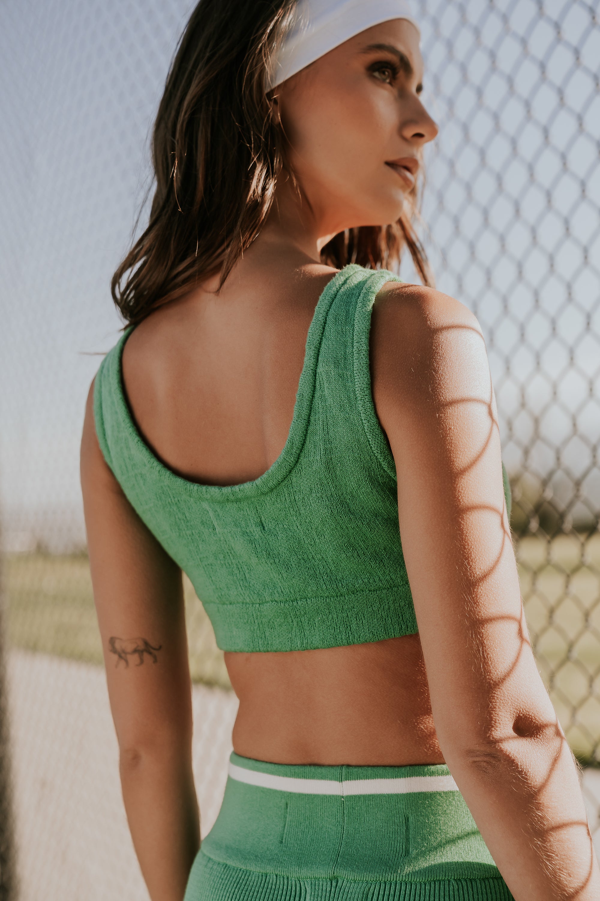 25SS 【Yarmo】 Cropped Tabard Julian Cropped Tank in Green