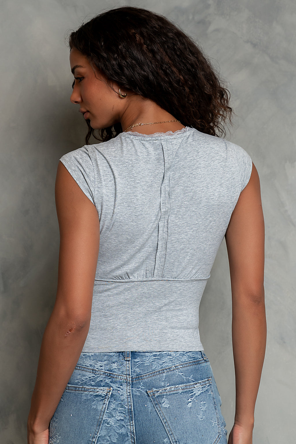 Kinzey Lace Trim Top in Heather Grey