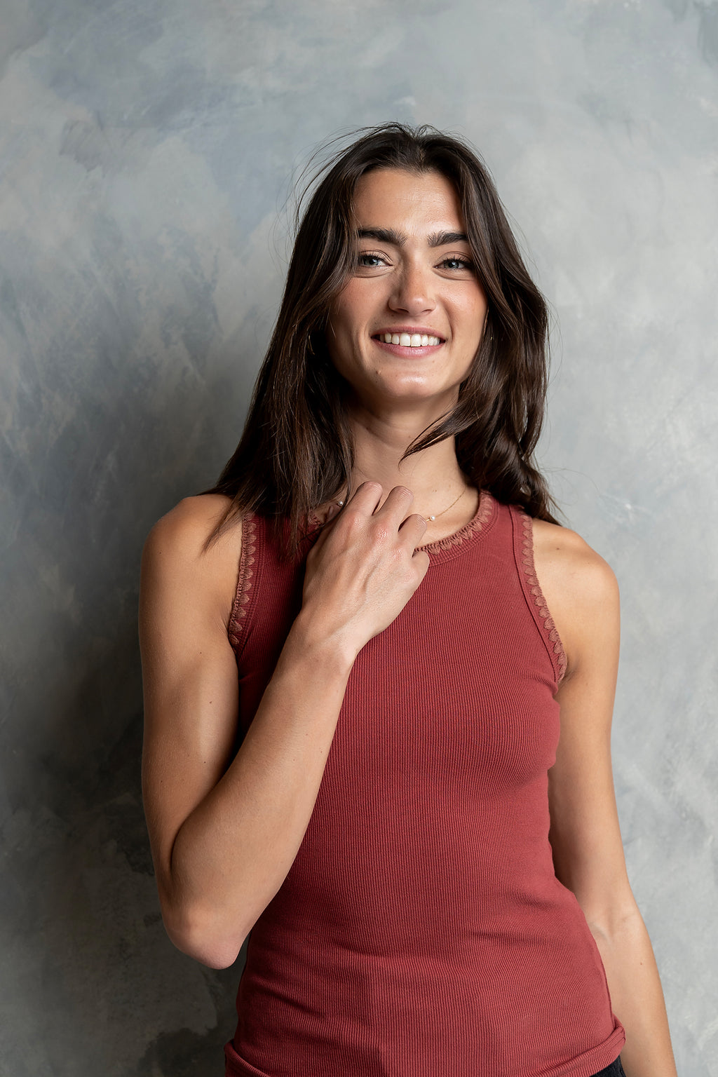 Leia Contrast Tank Top in Brick
