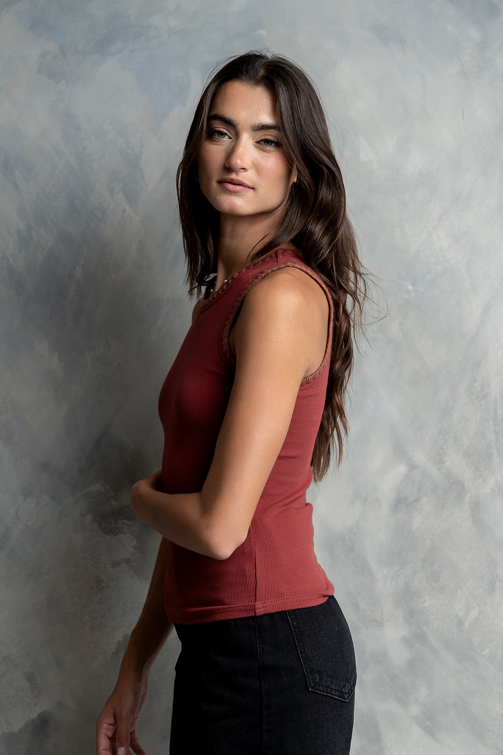 Leia Contrast Tank Top in Brick