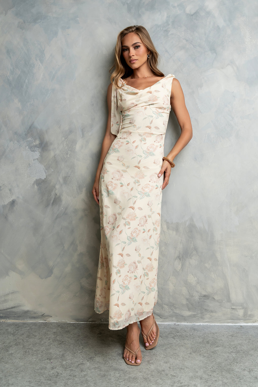 billie maxi dress billie maxi dress Taylor Maxi Dress - Black
