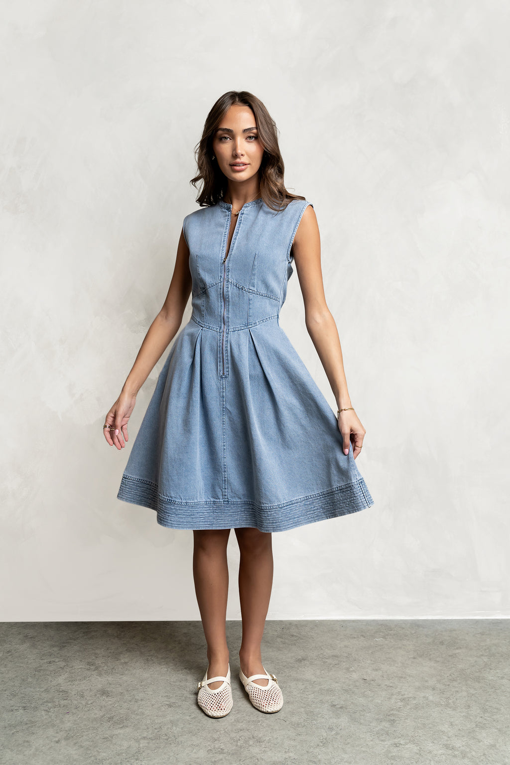 Jacee Denim Dress in Blue L / Medium Wash