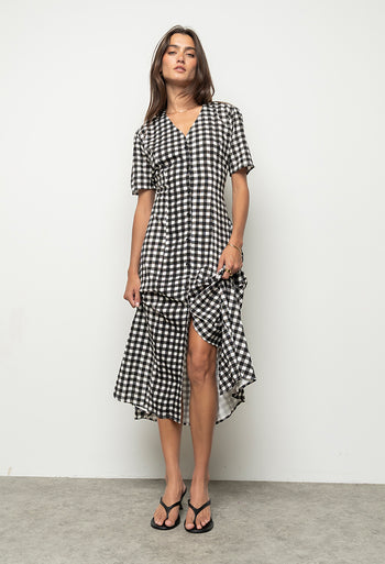 Lorie Maxi Dress in Black