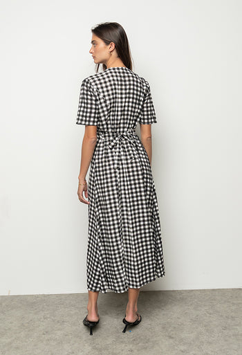 Lorie Maxi Dress in Black