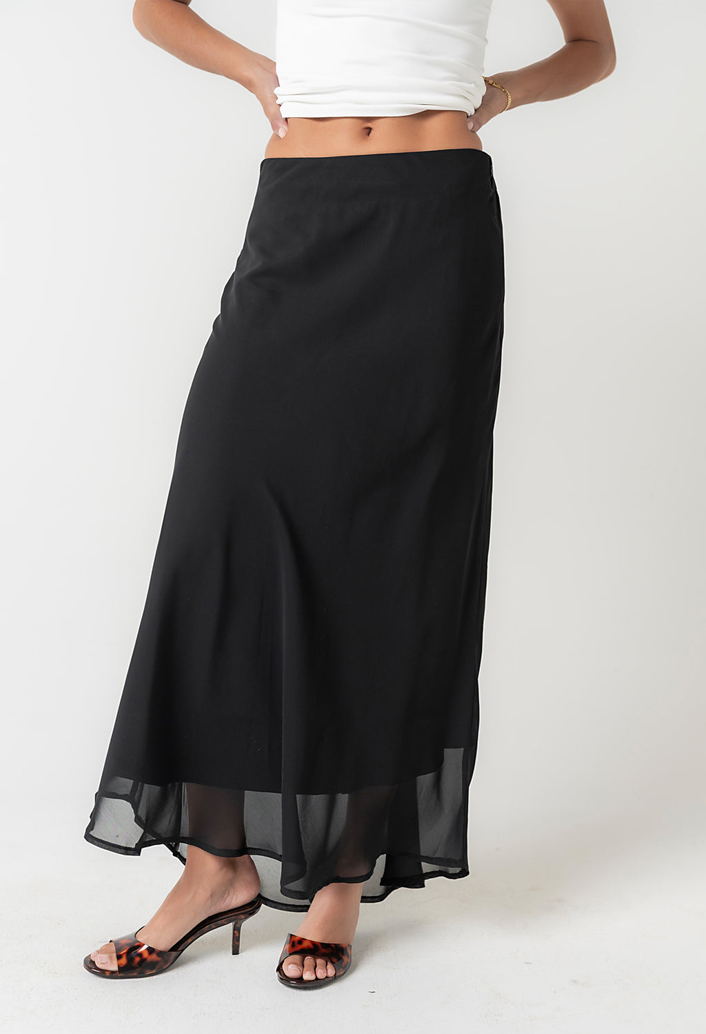 Donna Chiffon Maxi Skirt