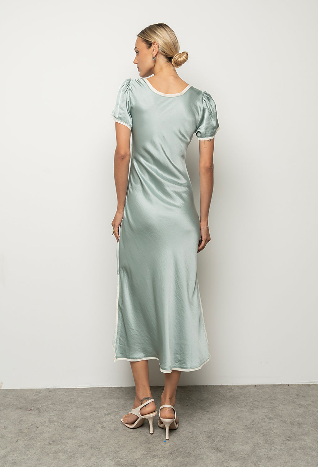 Austia Midi Dress in Light Blue