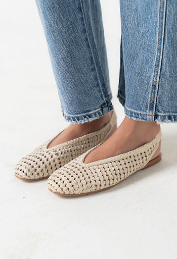 Steve Madden Rumi Slingback Flat in Bone
