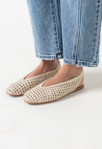 Steve Madden Rumi Slingback Flat in Bone