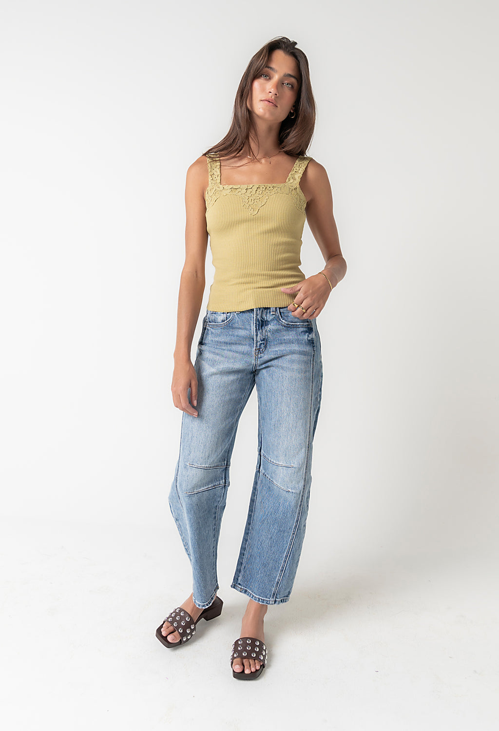 Fauna Barrel Jeans