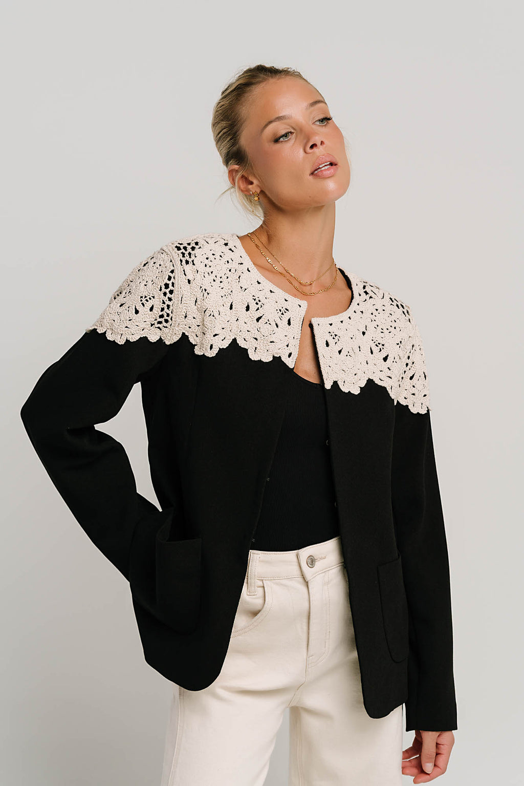 Louis Crochet Blazer